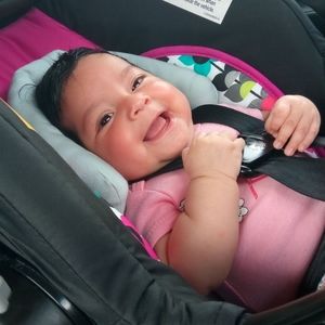 Meet your Posher, Yomï